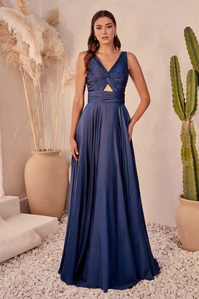 off the rack evening dresses Custom vs Off-the-Rack: Prom Dress Showdown